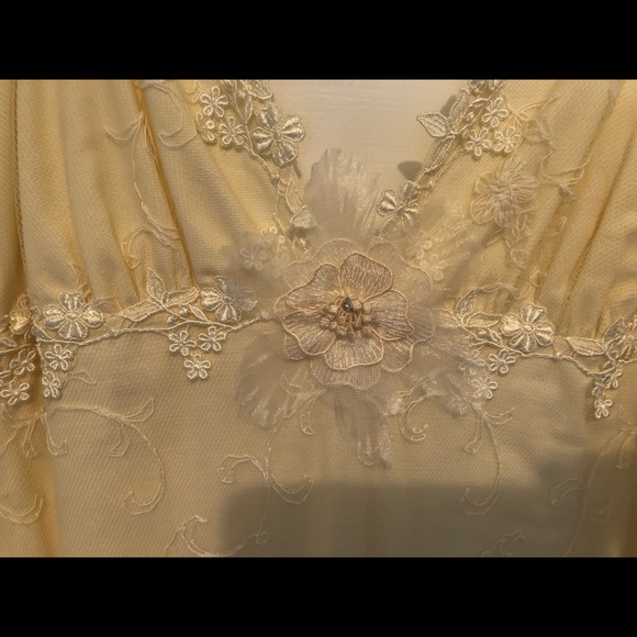 Claire Pettibone Ivory Constance Wedding Dress - Picture 6 of 15